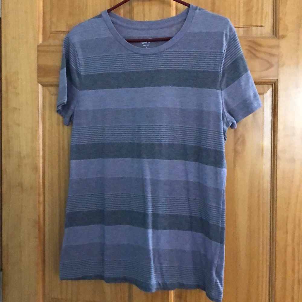 💎 3/$12 💎 Mossimo Striped Tee